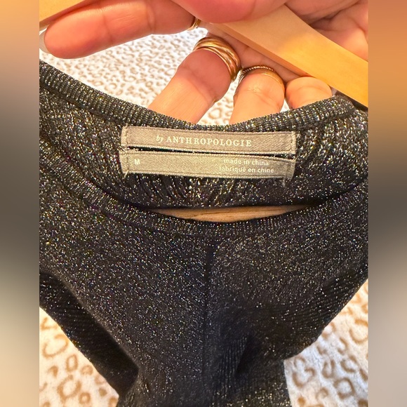 Anthropologie Black Textured Top Blouse Shiny Women’s 
Size: M - Picture 7 of 10
